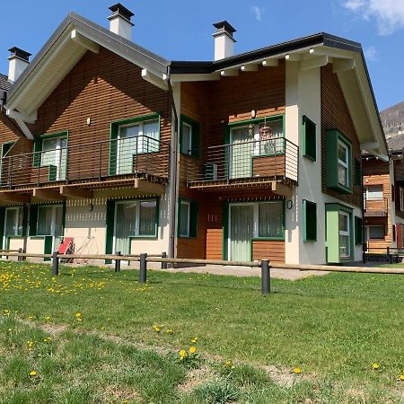 Apartamento Bilocale Enjoy Temù Exterior foto