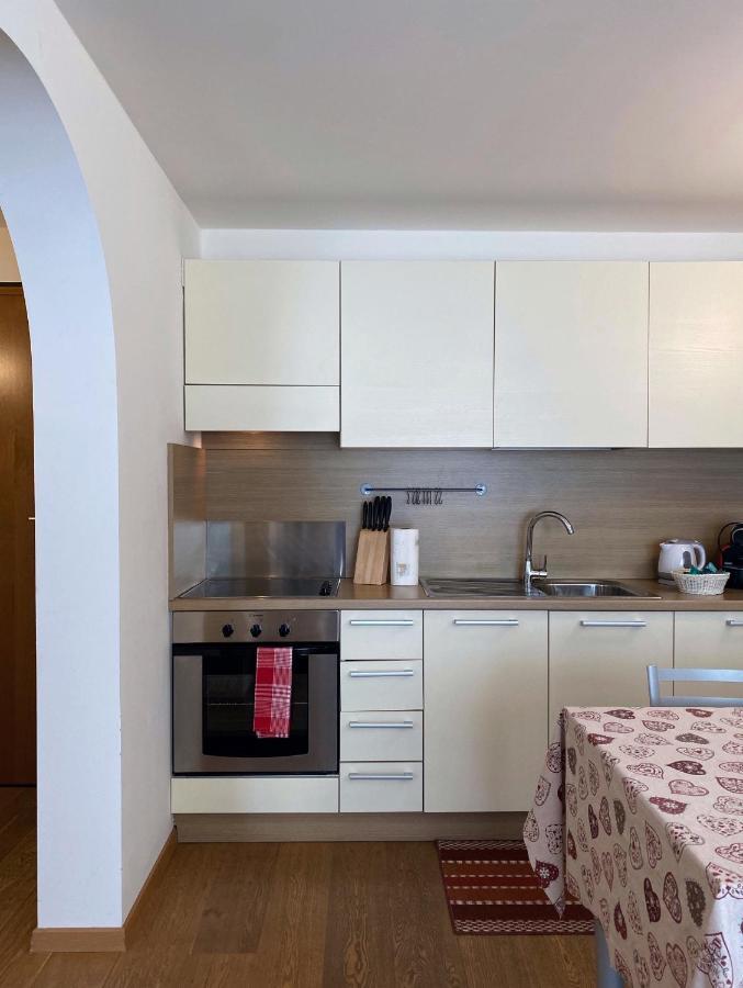 Apartamento Bilocale Enjoy Temù Exterior foto